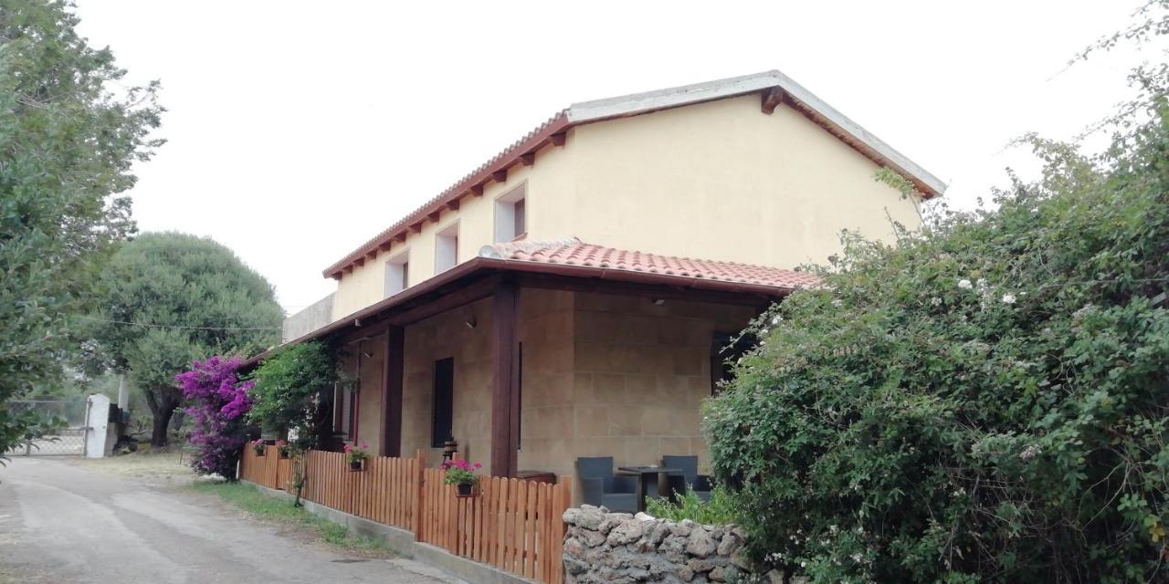アルゲーロ El Matorral Bed & Breakfast エクステリア 写真
